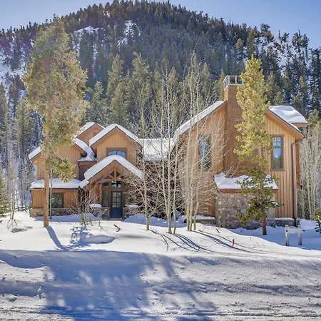 Villa Keystone Gulch Estate 1688 Estate